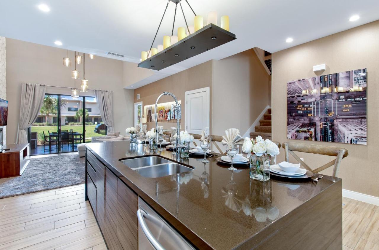 Beautiful Townhome Magic Village 1,5 Mile To Dis أورلاندو المظهر الخارجي الصورة
